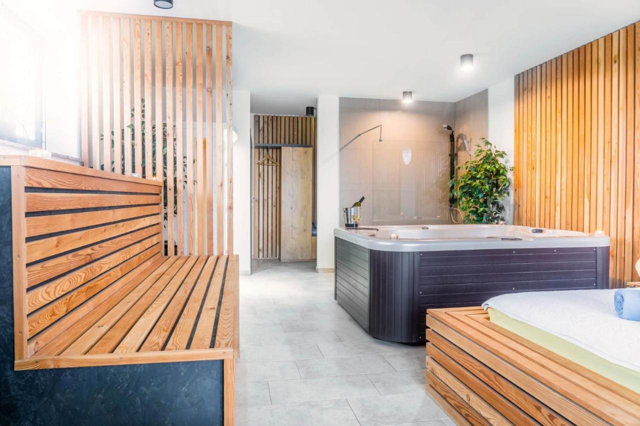 Apartments Sunrise בנובצי מראה חיצוני תמונה