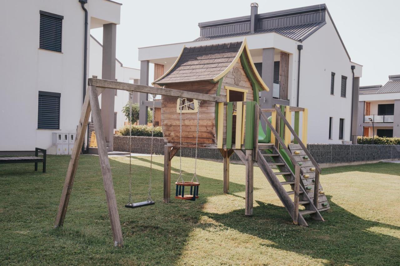 Apartments Sunrise בנובצי מראה חיצוני תמונה
